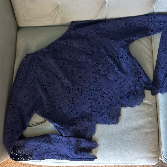 🍋NWT For Love & Lemons Long Sleeve Lace Crop and Skirt Navy 2 Piece Ser L - Picture 9 of 11